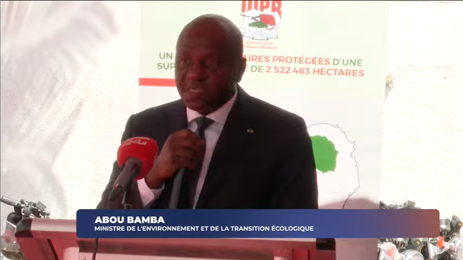  Protection de l’environnement visite du ministre Abou Bamba à l’OIPR